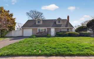 77 Miller Avenue, Port Jefferson Station, NY 11776