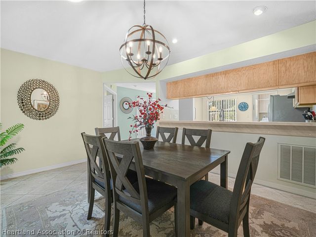 2909 Sugar Pine Circle, Sebring, FL 33872