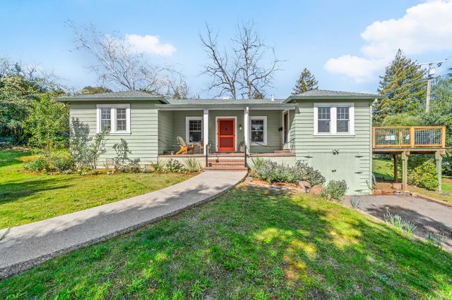 120 Darlington Ave, Auburn, CA 95603