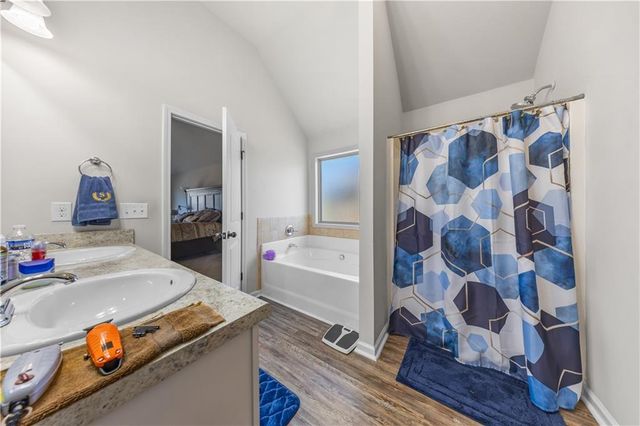 890 Tranquil Way, Hampton, GA 30228