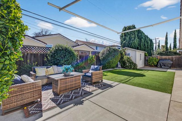 18870 Barnhart Avenue, Cupertino, CA 95014