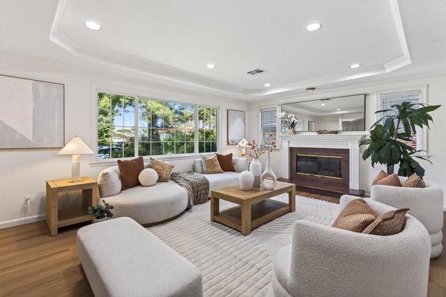 18870 Barnhart Avenue, Cupertino, CA 95014