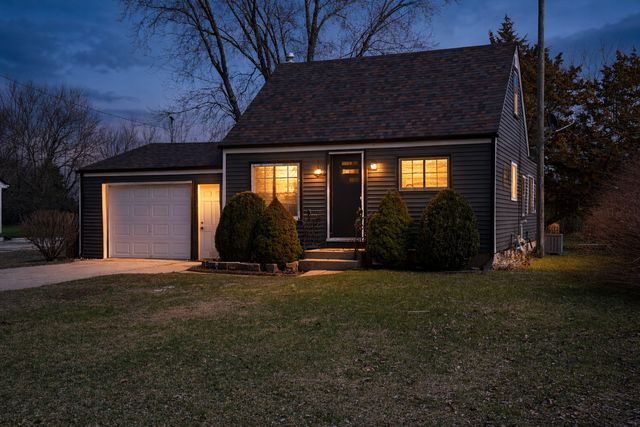 8415 Ravere Street, Machesney Park, IL 61115