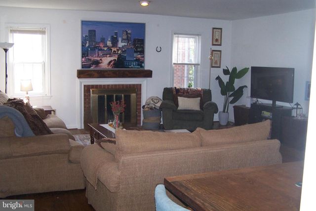 1167 VERNON ST., Arlington, VA 22201