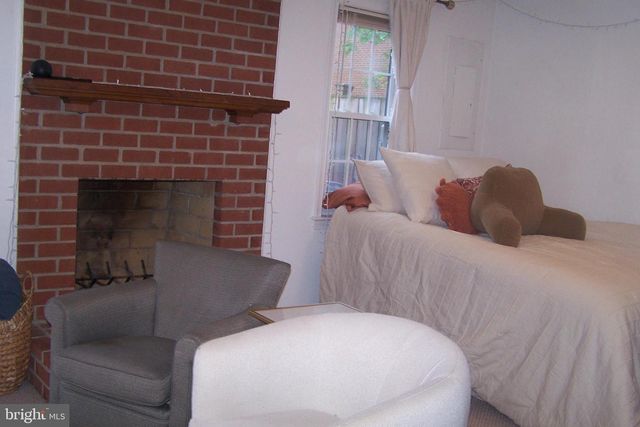1167 VERNON ST., Arlington, VA 22201