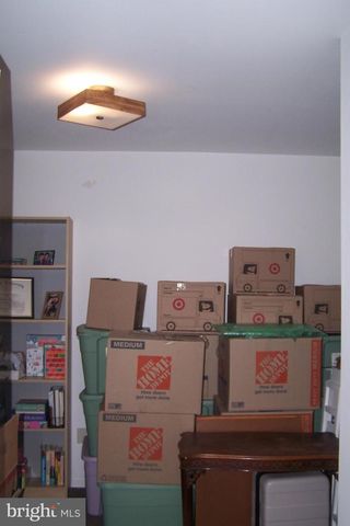 1167 VERNON ST., Arlington, VA 22201