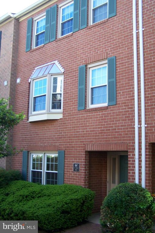 1167 VERNON ST., Arlington, VA 22201