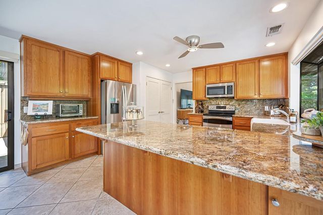 11375 Gold Country Blvd, Gold River, CA 95670