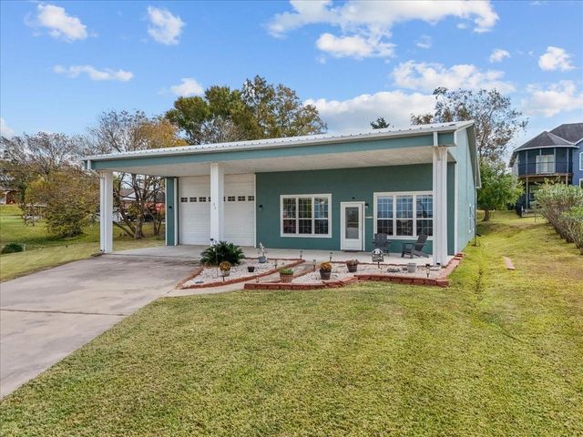 21 Flamingo Circle, Coldspring, TX 77331