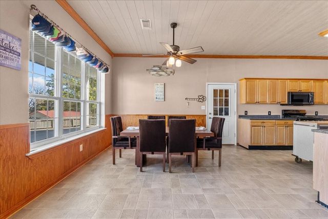 21 Flamingo Circle, Coldspring, TX 77331