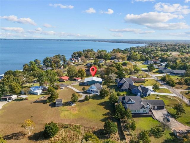 21 Flamingo Circle, Coldspring, TX 77331