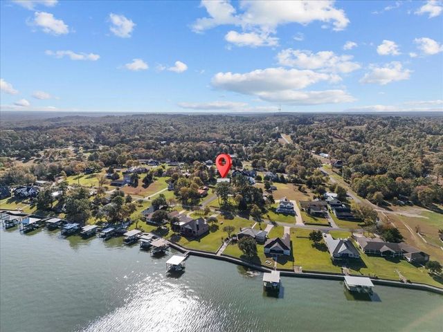 21 Flamingo Circle, Coldspring, TX 77331