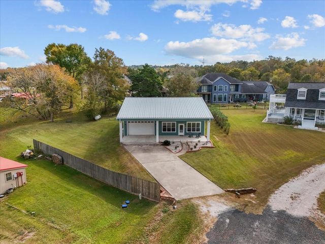 21 Flamingo Circle, Coldspring, TX 77331