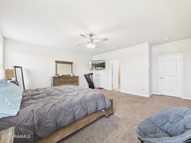 205 Hillview Drive, Lafayette, LA 70506