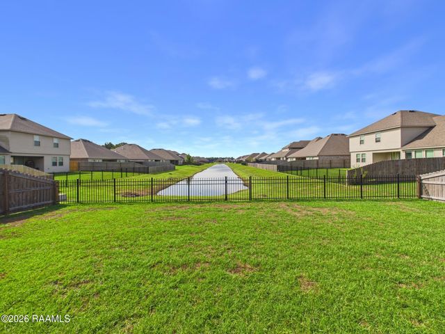 205 Hillview Drive, Lafayette, LA 70506