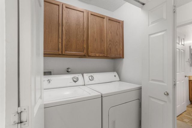 10827 Jicama Way SE, Albuquerque, NM 87123