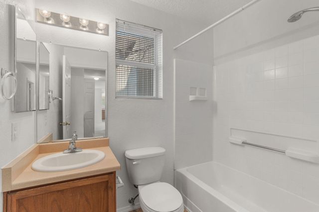 10827 Jicama Way SE, Albuquerque, NM 87123