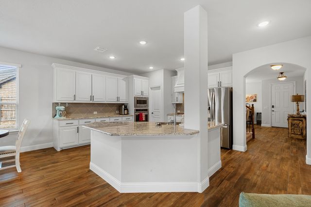 7228 Windy Ridge Drive, Fort Worth, TX 76123