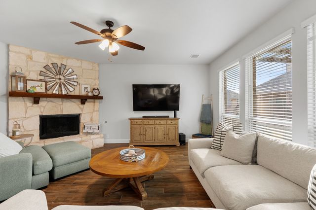 7228 Windy Ridge Drive, Fort Worth, TX 76123