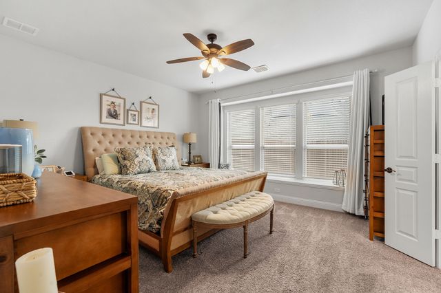 7228 Windy Ridge Drive, Fort Worth, TX 76123