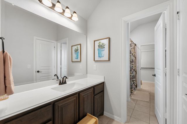 7228 Windy Ridge Drive, Fort Worth, TX 76123