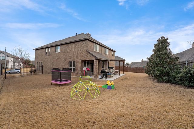 7228 Windy Ridge Drive, Fort Worth, TX 76123