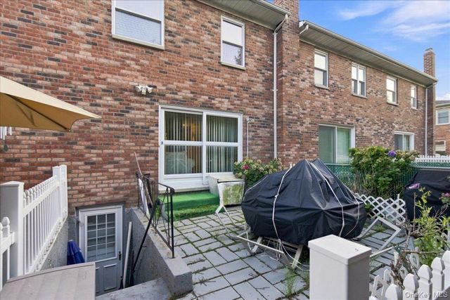1030 Franklin Avenue 25, Valley Stream, NY 11580