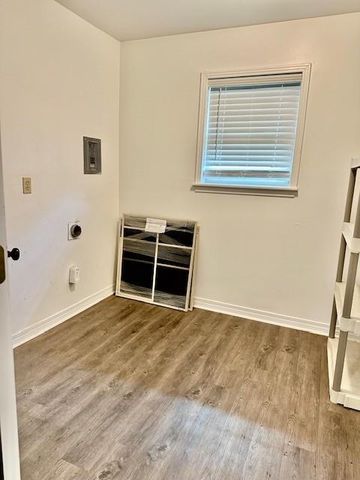 216 Vanderbilt Drive, Mobile, AL 36608