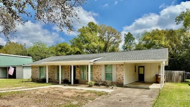 216 Vanderbilt Drive, Mobile, AL 36608