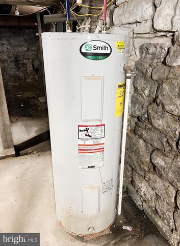 121 N MANN AVE, Yeagertown, PA 17099