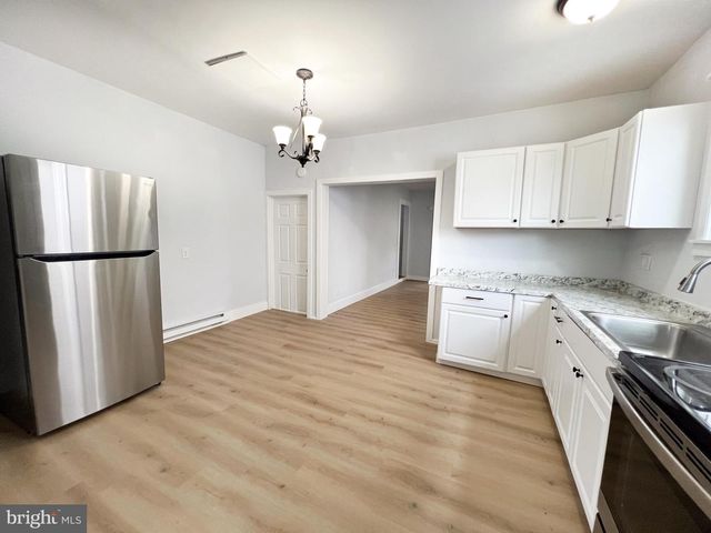 121 N MANN AVE, Yeagertown, PA 17099