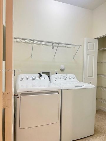 191 SE 35th Ave, Homestead, FL 33033