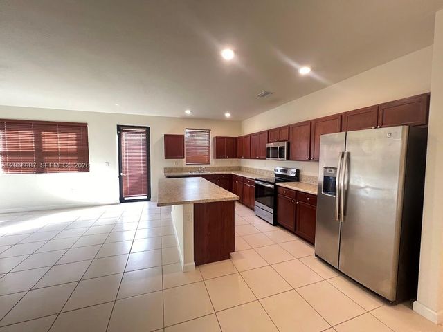 191 SE 35th Ave, Homestead, FL 33033