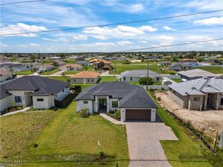 209 Kismet PKWY E, Cape Coral, FL 33909