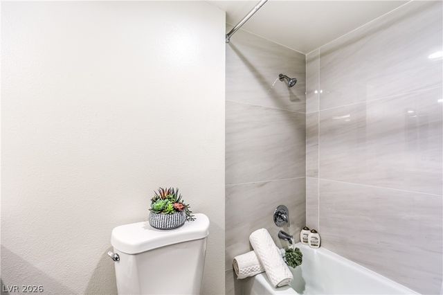 3111 Bel Air Drive 14B, Las Vegas, NV 89109