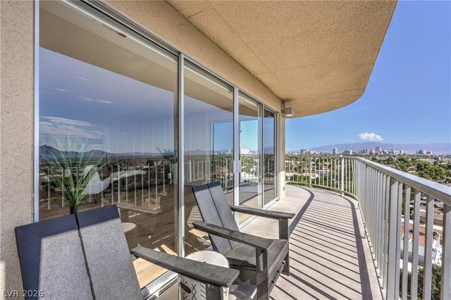 3111 Bel Air Drive 14B, Las Vegas, NV 89109