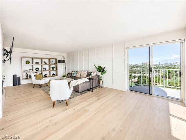3111 Bel Air Drive 14B, Las Vegas, NV 89109