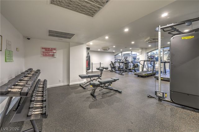3111 Bel Air Drive 14B, Las Vegas, NV 89109