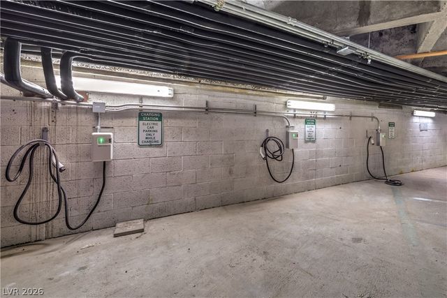 3111 Bel Air Drive 14B, Las Vegas, NV 89109