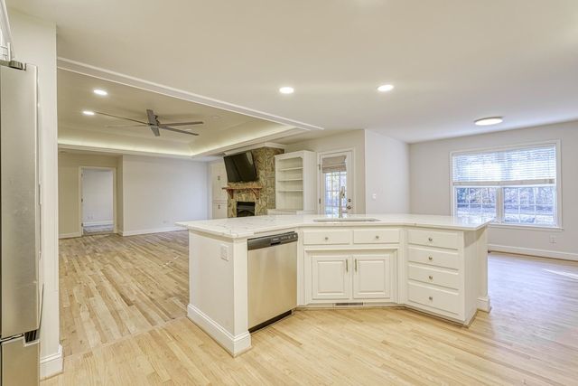 316 Whitfield Lane, Boiling Springs, SC 29316