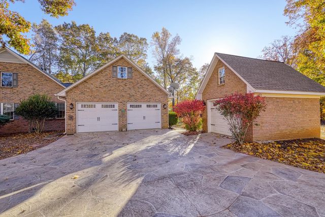 316 Whitfield Lane, Boiling Springs, SC 29316