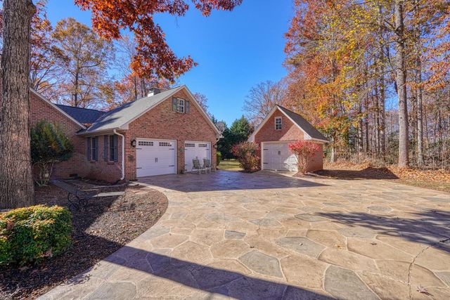 316 Whitfield Lane, Boiling Springs, SC 29316