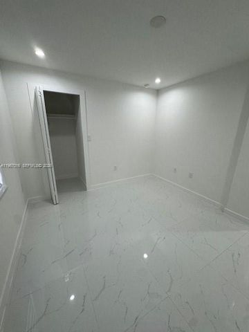 3127 NW 60 St. 0, Miami, FL 33142