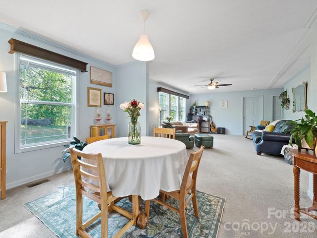 191 Posey Griffin Drive, Mars Hill, NC 28754