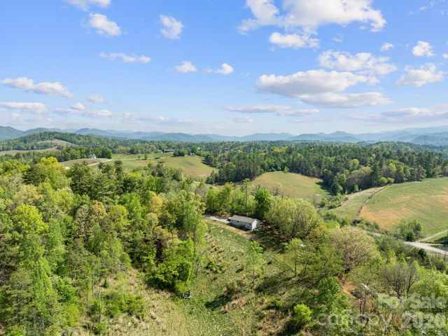 191 Posey Griffin Drive, Mars Hill, NC 28754