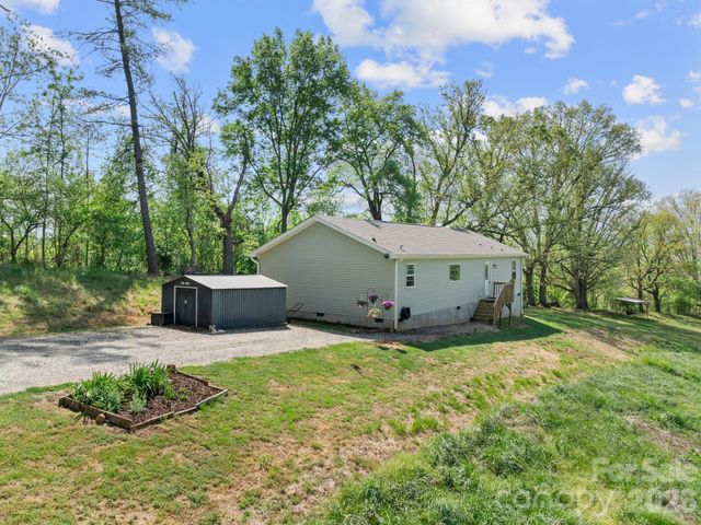 191 Posey Griffin Drive, Mars Hill, NC 28754