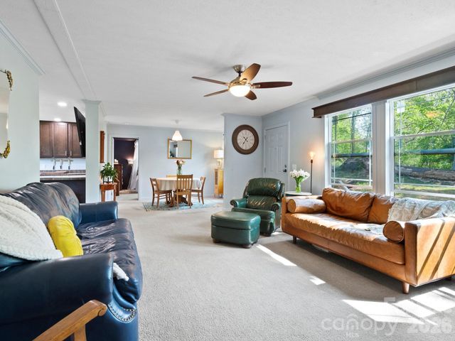 191 Posey Griffin Drive, Mars Hill, NC 28754