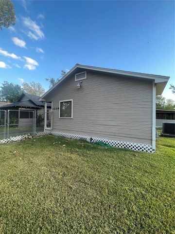 2206 Lee Street Street, Houston, TX 77026