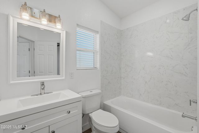 2589 W Edenbrook Place, Tucson, AZ 85741