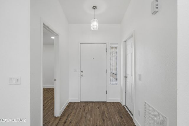 2589 W Edenbrook Place, Tucson, AZ 85741